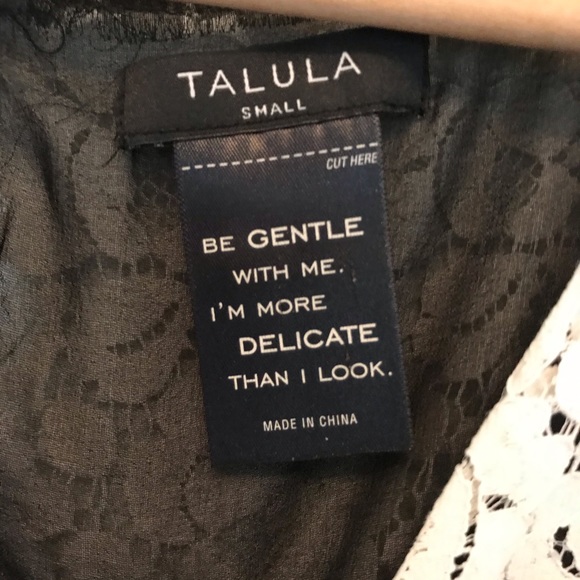 🌸3for$40🌸 EUC lace Aritzia Talula shirt - Picture 2 of 3